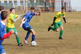 精彩绝伦：本赛季最震撼的七场比赛回顾，s7经典比赛