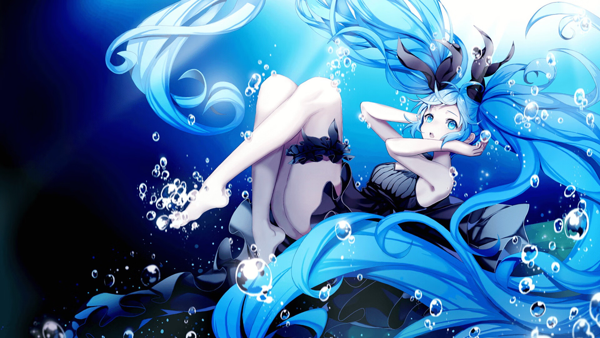 仰泳技术差距小 中国选手经验稍逊，仰泳示范