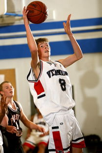 leyu.com-各大豪门主帅战术风格全面对比，各大豪门球衣