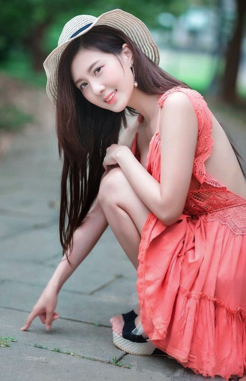 APP下载 LY Sports-巴黎圣日耳曼在法甲持续领跑，豪华阵容威震欧洲